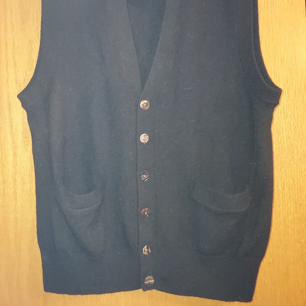 Men's large cashmere button-front vest